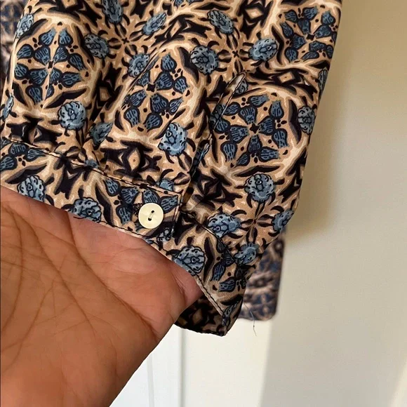Dressbarn Blue and Tan Floral Blouse - Picture 5 of 6
